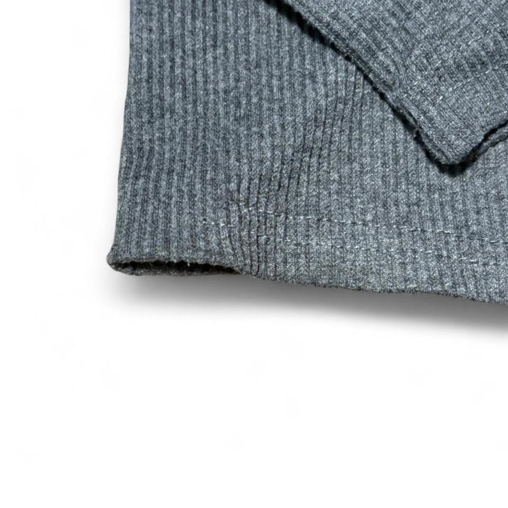 Grey long sleeve crop button up top - Picture 3 of 5